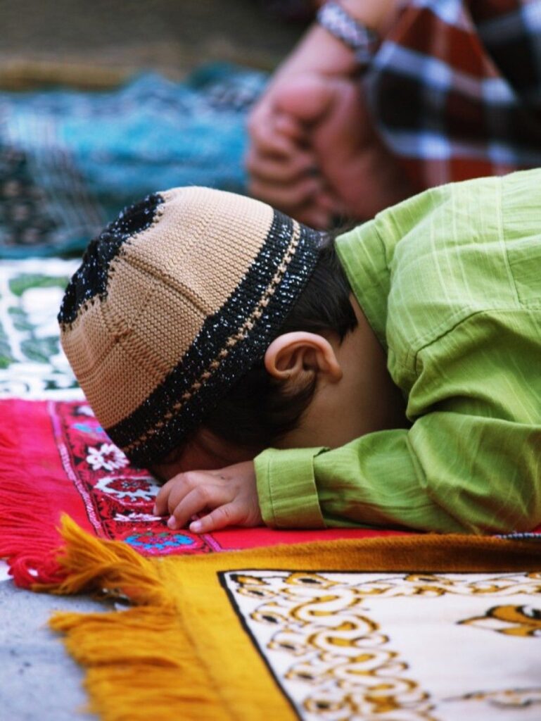 Worship in a Ramadan schedule for kids (easy, daily, doable)