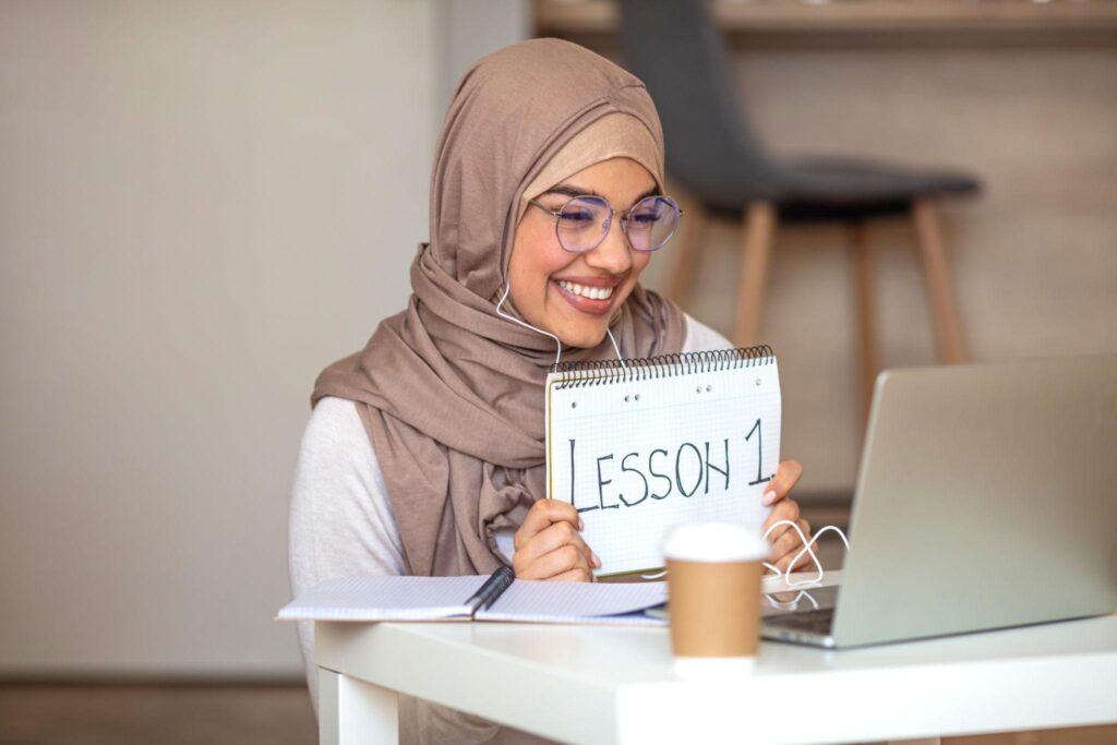 Who Needs Arabic Lessons for UAE Residents?