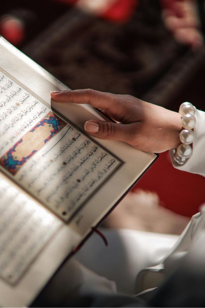 What Can You Learn with an Online Female Quran Teacher?